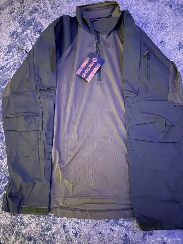 لبس صيانة قطعتين زيتي 0