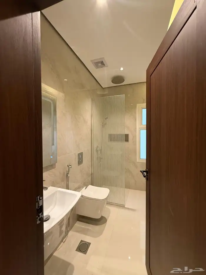 فلل روف ارضيه للبيع حي الريان 1