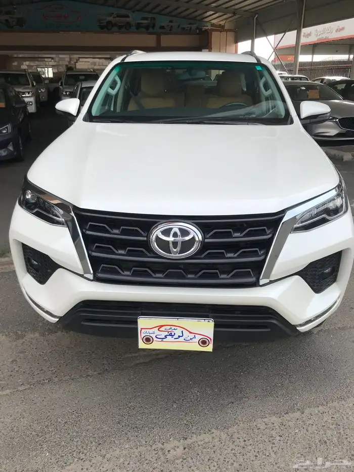 جيب فورتشنر VX1 موديل 2022 6 سلندر 0