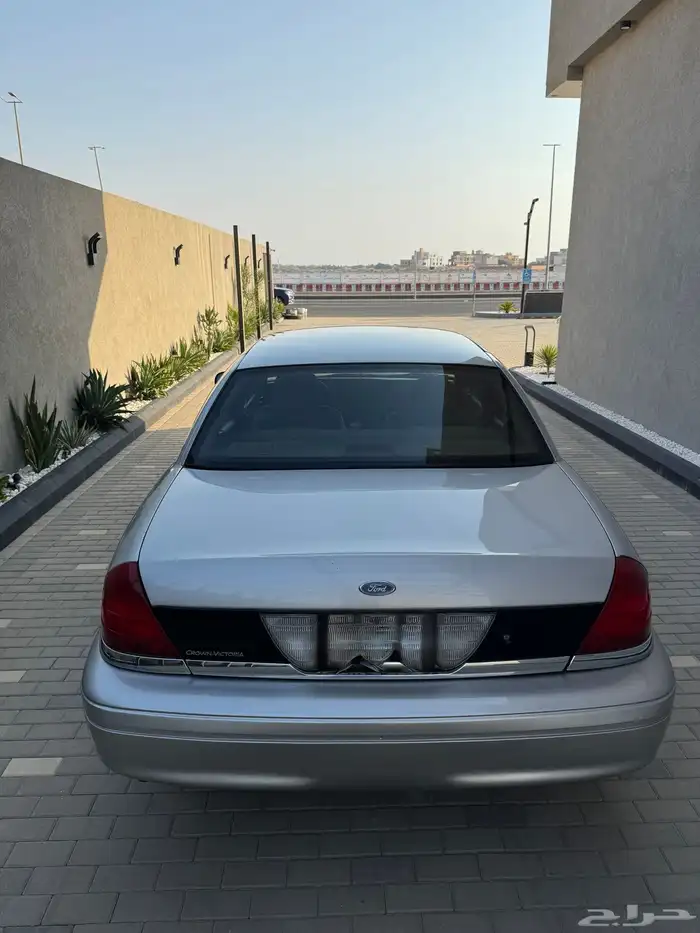 فورد كراون فيكتوريا 2008 لعشاق النظيف للبيع او البدل 11