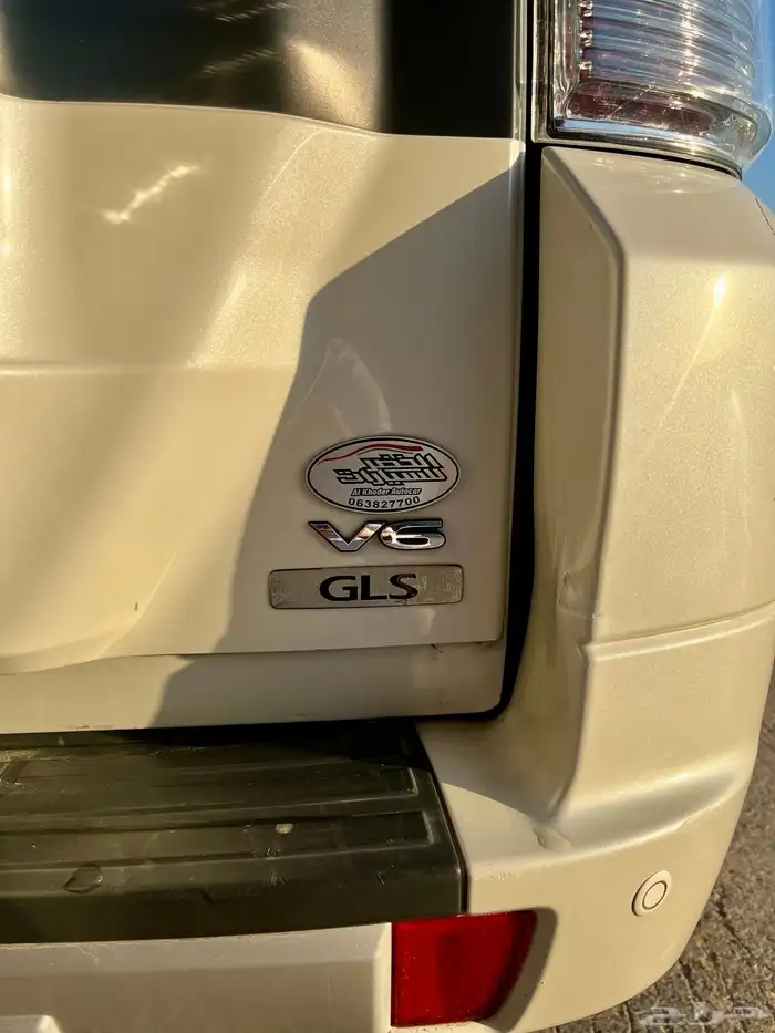 مستوبيشي باجيرو GLS 8