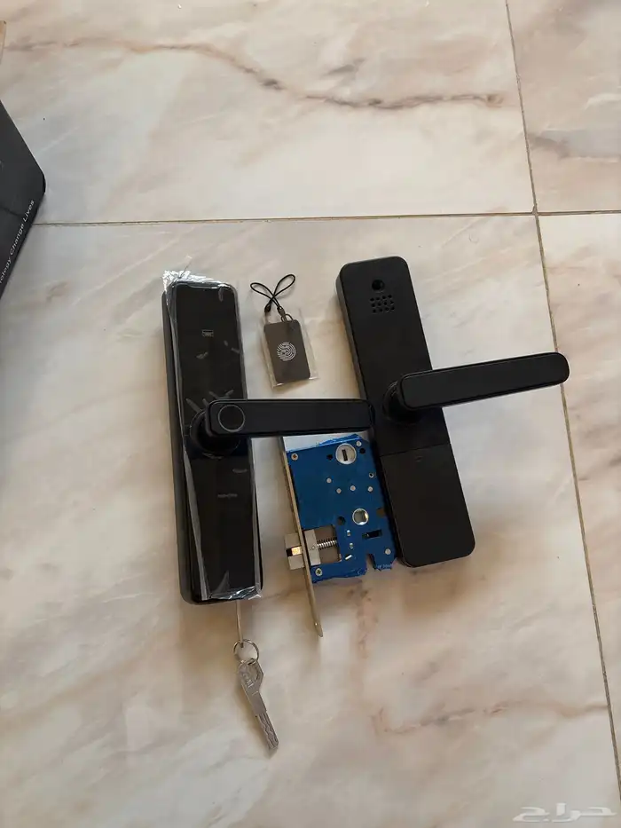 قفل باب ذكي 0