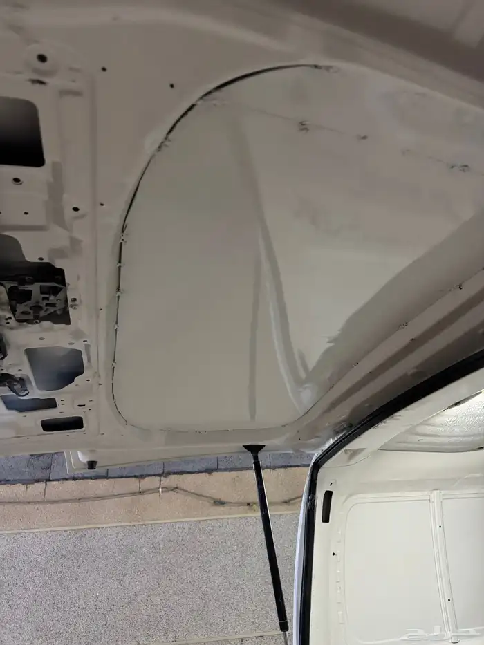 باص نيسان اورفان 7