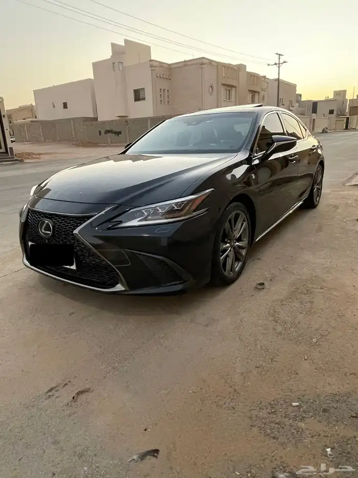 لكزس 350 F SPORT المالك الاول 2020 5