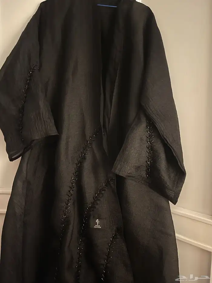 عبايه جديدده من موقع والسبب مقاس كبير 0