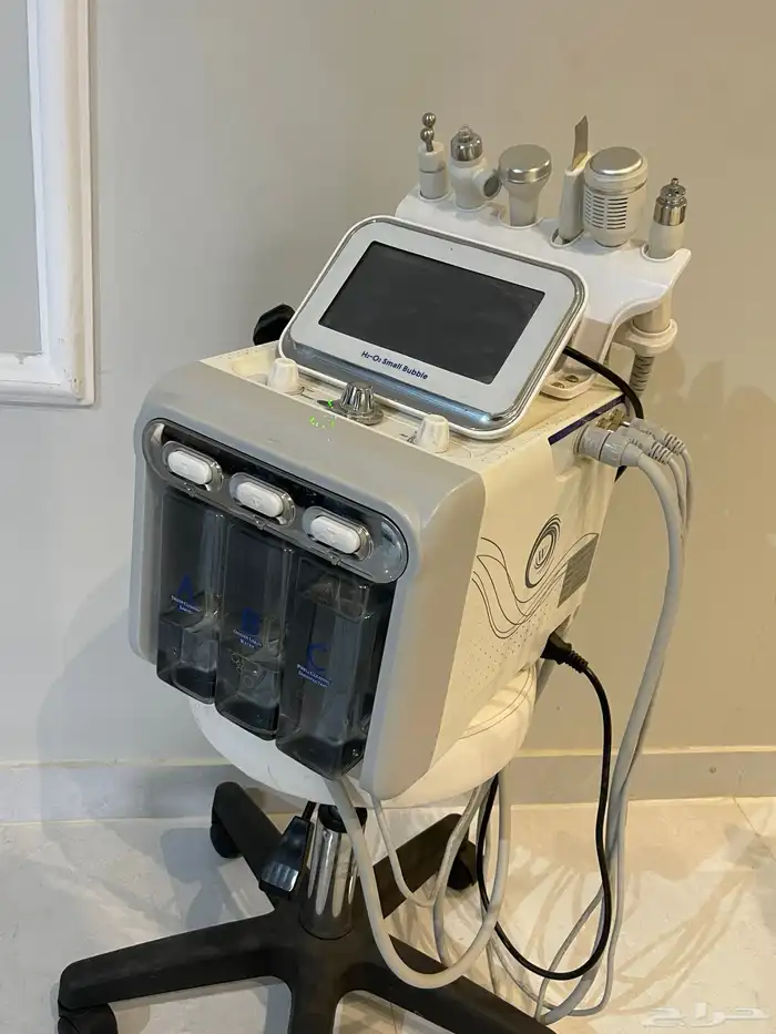 جهاز الهيدروفيشل لتنظيف البشره العميق 0