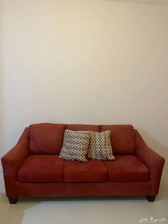 طقم كنب و طاولة 1