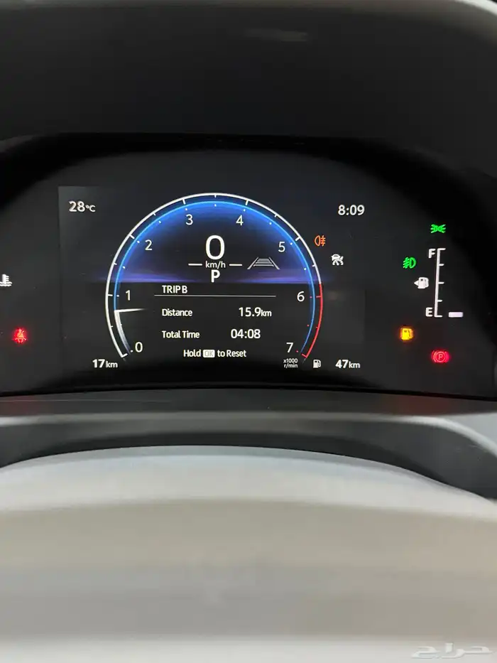 تويوتا لاندكروزر GXR4 2025 سعودي صادر لوحات -17 km 7