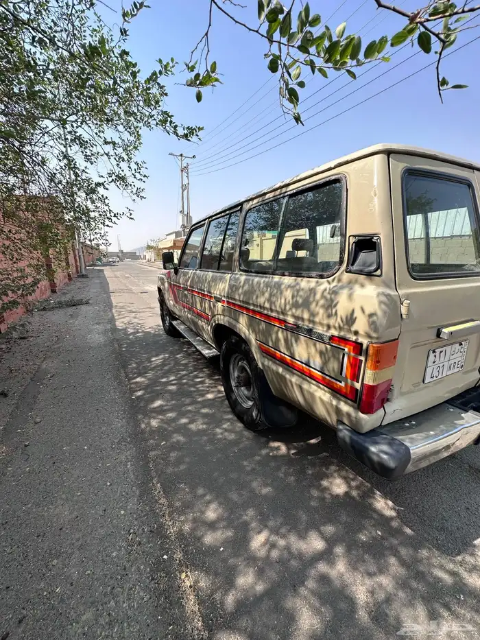 للبيع صالون 85 4