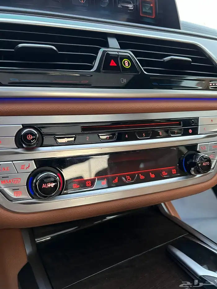 بي ام دبليو 750 LI ممشى قليل 2016 شبه جديد 15