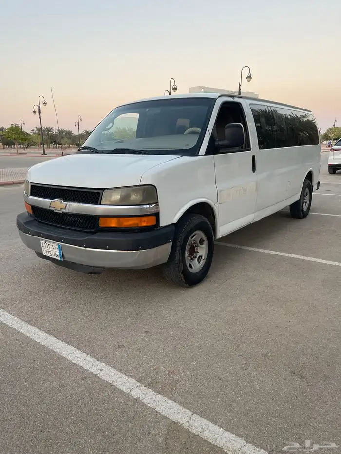 للبيع فان اكسبرس م2008 شفرولية 15 راكب شاص طويل 0