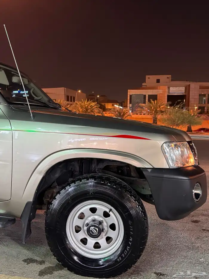 نيسان باترول 2009 سلق ذهبي 18