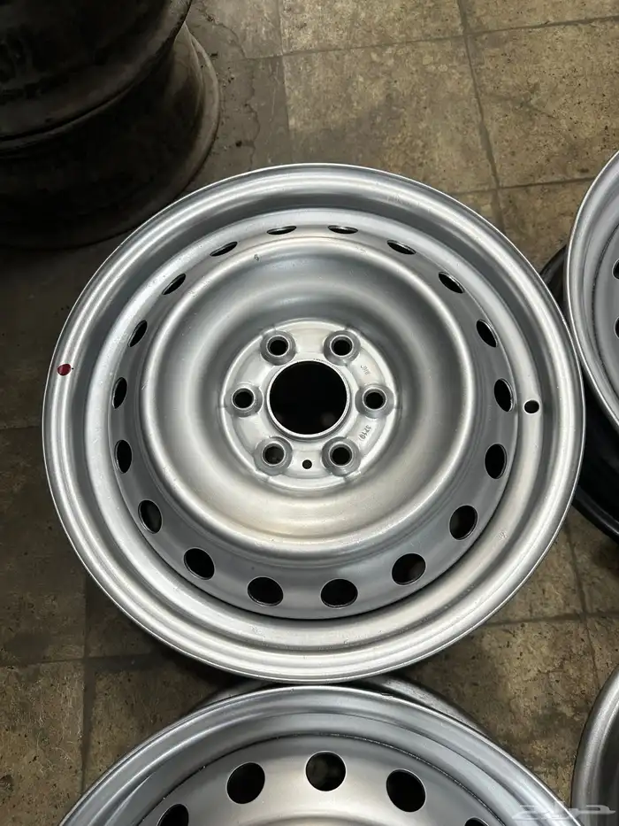 جنوط هلل نفارا. مقاس 16 اصلي وكاله مستعمل 4