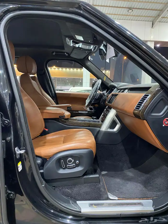 رينج روفر V8 المديل 2015 العدد 269 الف 4