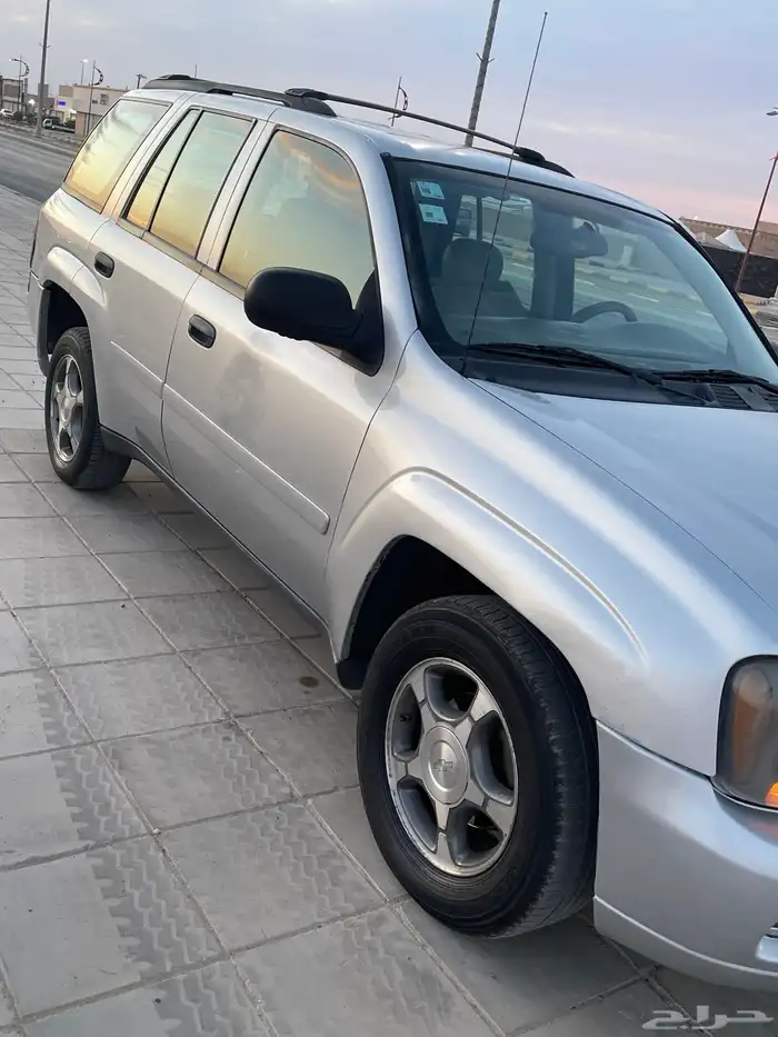 بليزر موديل 2009 بحاله ممتازه 2