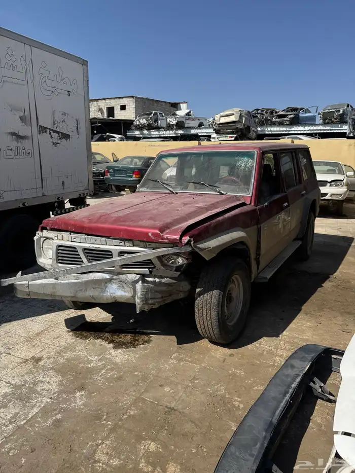 جيب نيسان باترول موديل 91 تشليح قطع غيار فقط . 1