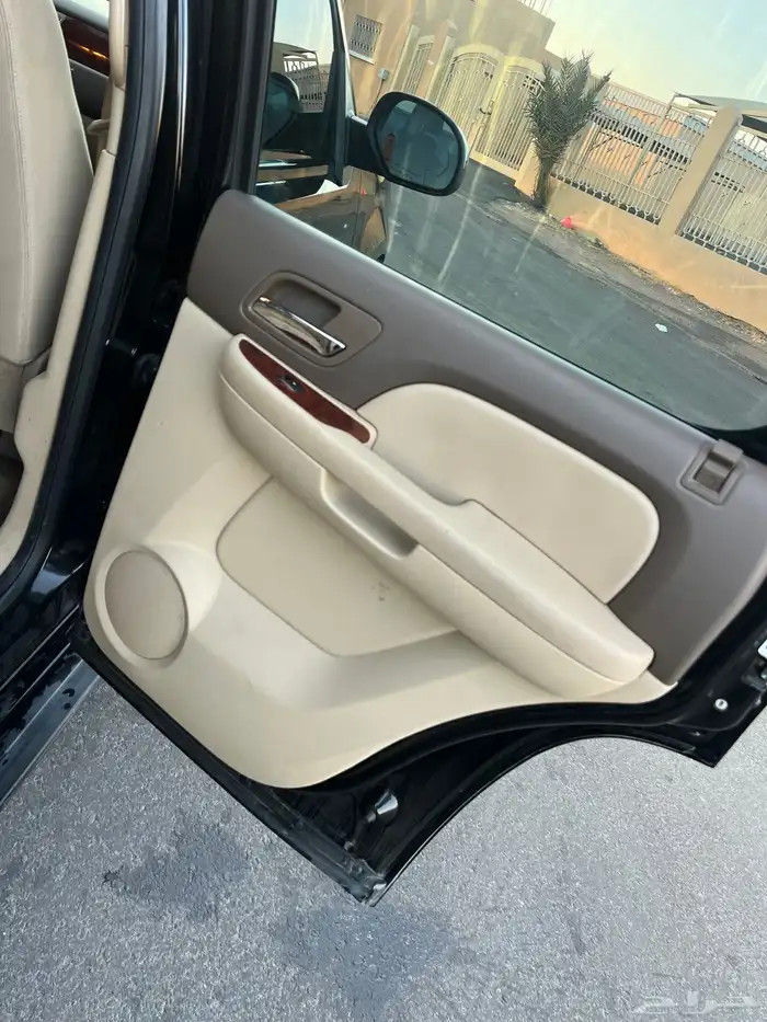 للبيع يوكن 2012 24