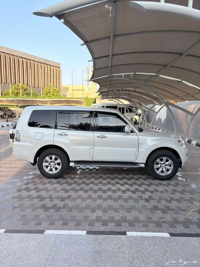 باجيرو موديل 2016 نظيف 1