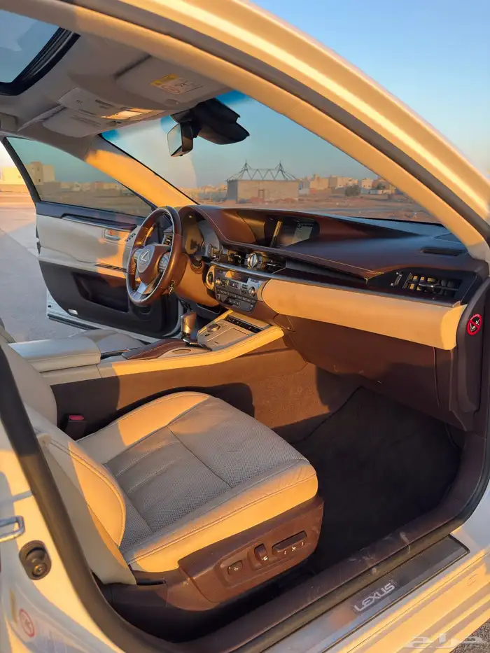 لكزس 2018 es DD 20