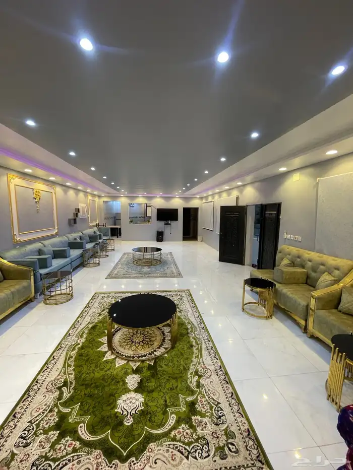 استراحة مريفيه جنب حد الحرم للقسمين الرجال و النساء 11