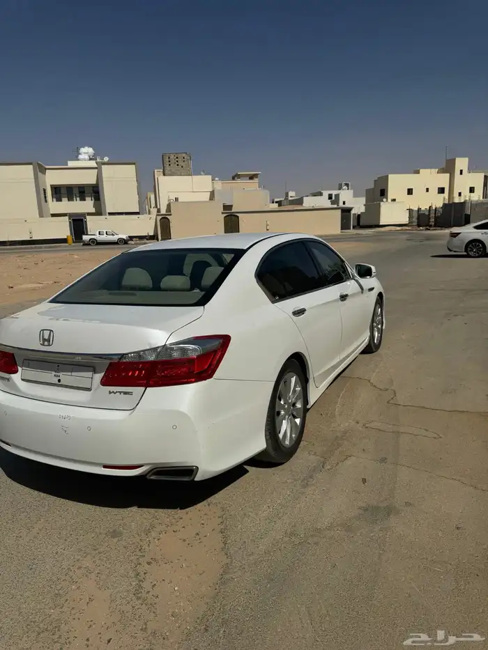 هوندا أكورد 2016 5