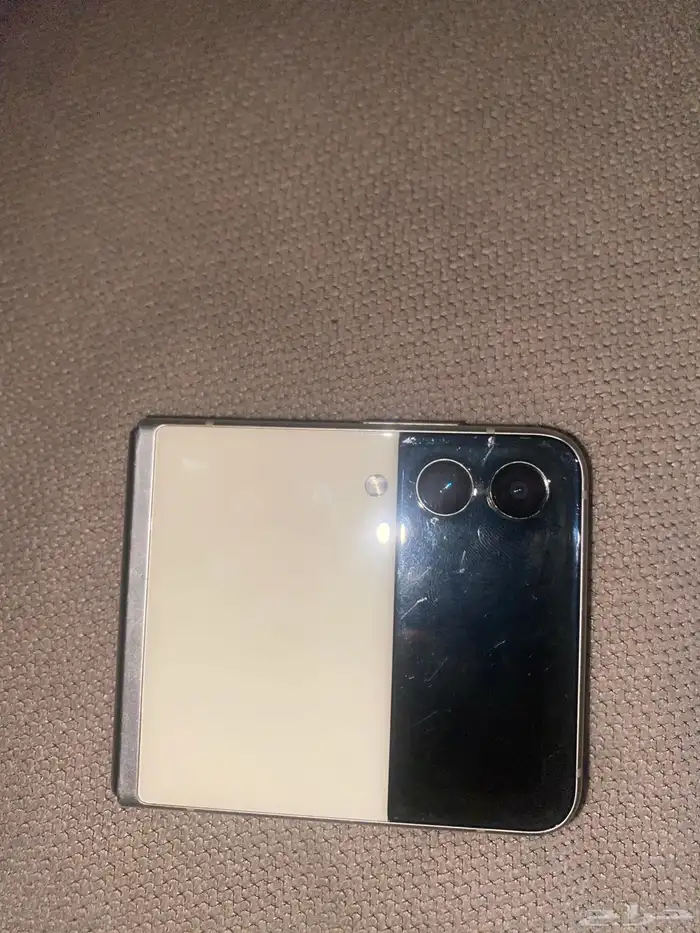 جوال سامسونج z flip 0