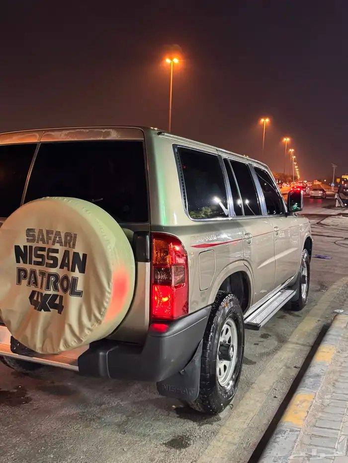 نيسان باترول 2009 سلق ذهبي 16