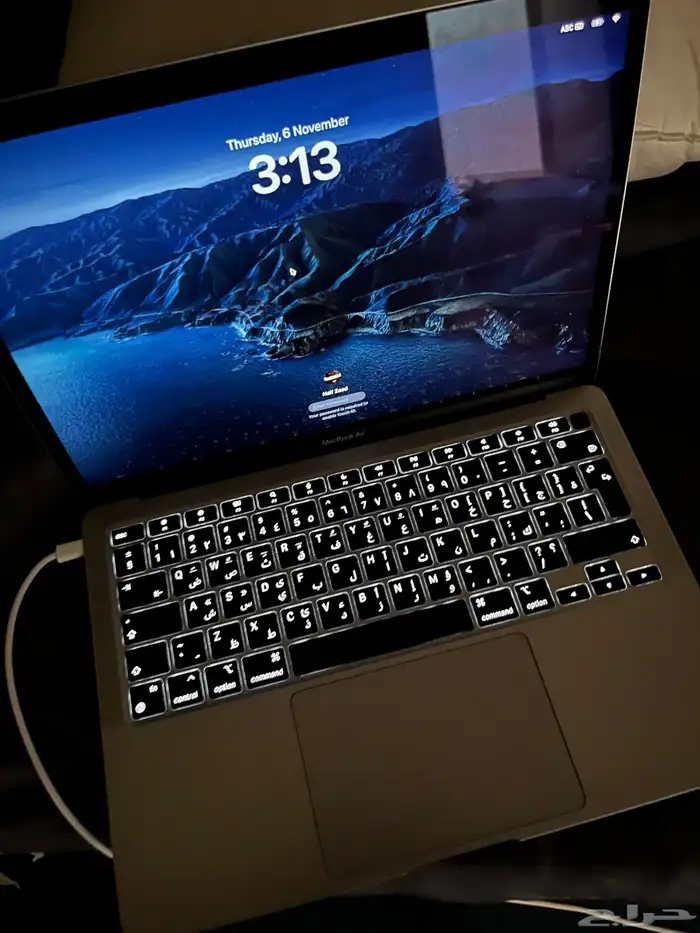 ماك بوك M1 اير نظيف 0