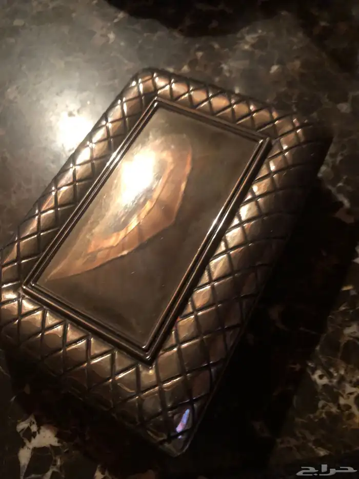 علبة كلاسك لحفظ المجوهرات من النحاس الاحمر المطلي 0