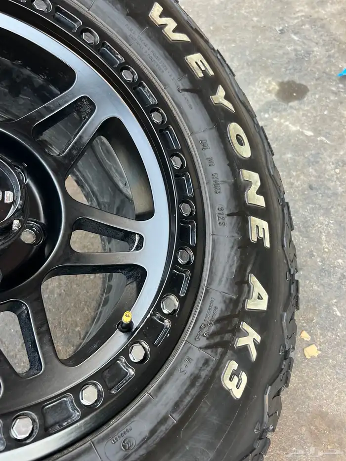 جنوط   ميتود اسود مقاس 17 مع كفرات حجرية تاريخ 23 جمس 10