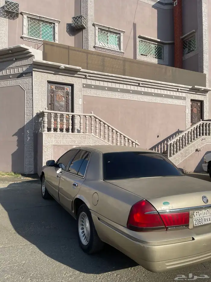 فورد ماركيز 2000 2