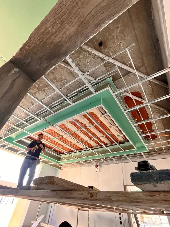 جميع اعمال الديكورات والتشطيبات المنزلية خارجي وداخلي 9