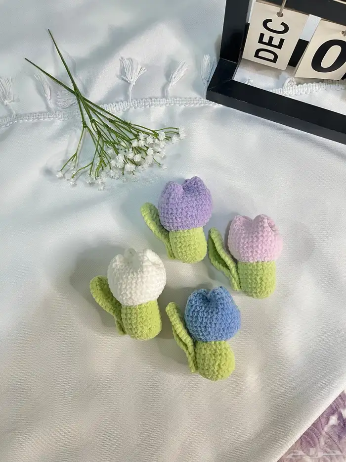 ورد توليب كروشيه - توزيعات - هدايا - ميداليات 1