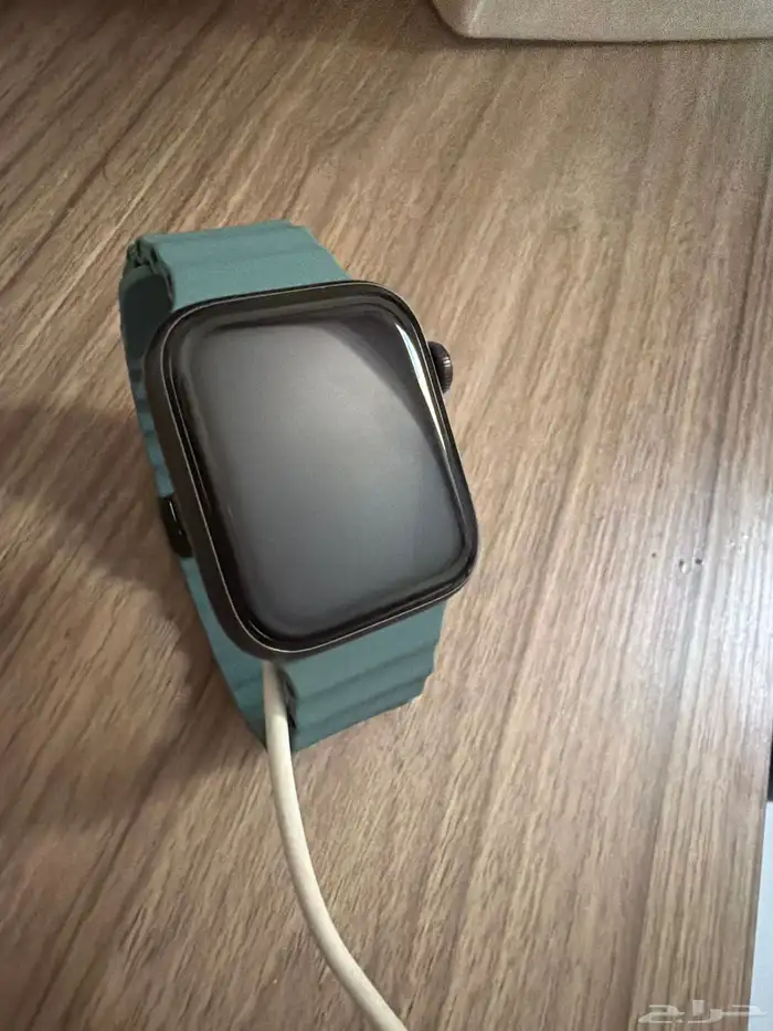 ساعة ابل الاصدار 5 مقاس 44 (شريحة) 0