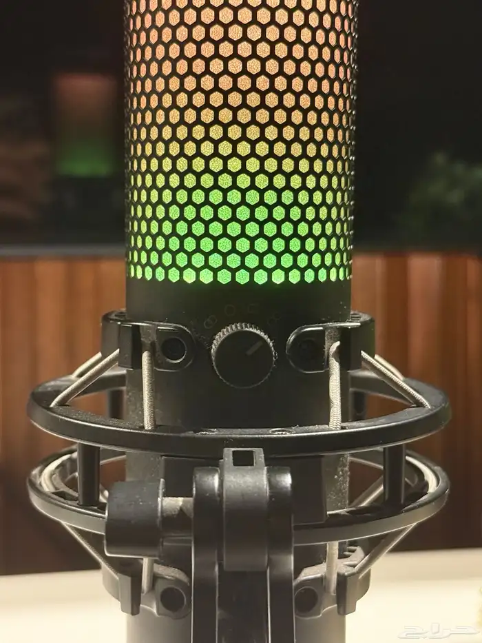 مايك هايبر اكس كواد كاست اس الملون 4