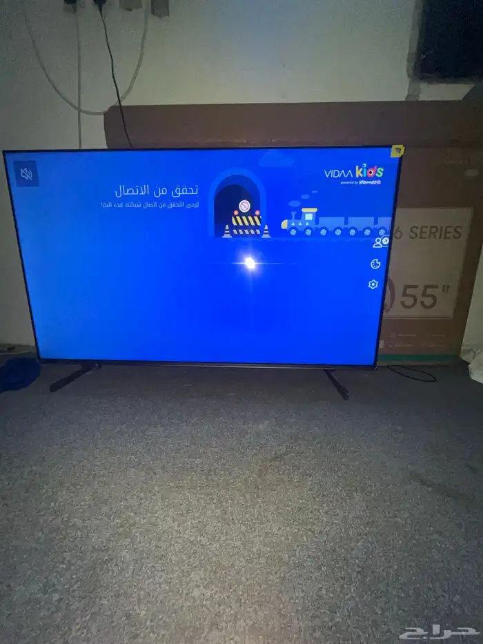 شاشه جديده سمارت 55 بوصه جديده بكرتونها واستكراتها وقواعدها 2