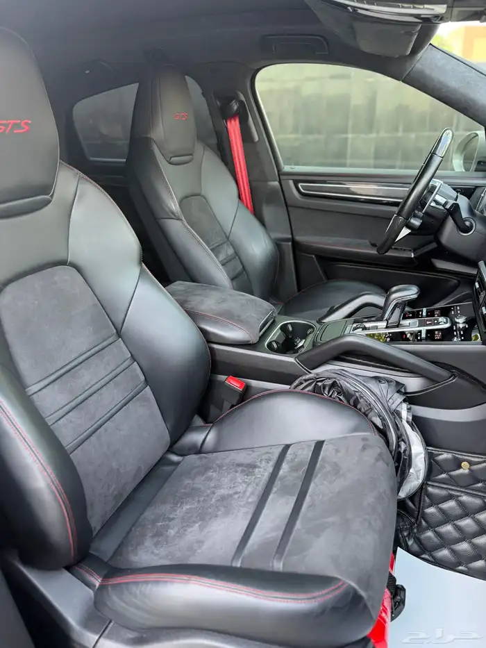 للبيع  بورش كايين GTS 2021 ماشي 30 الف كم على الضمان 6