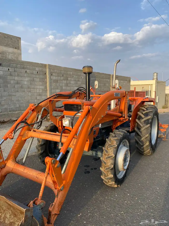 حراثة كابوتا للبيع  مخزنة 22