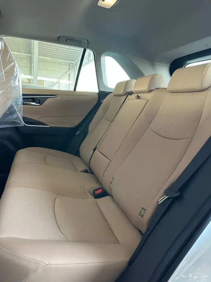 راف فور XLE 2.0 فتحه بصمه دبل موديل 2025 21