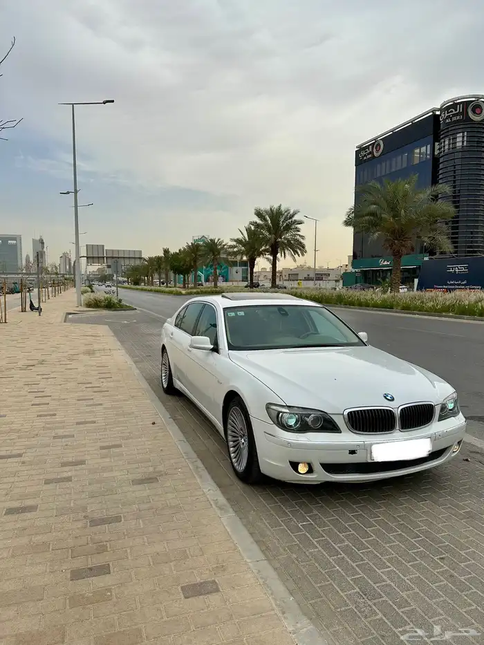 بي ام دبليو 730 1