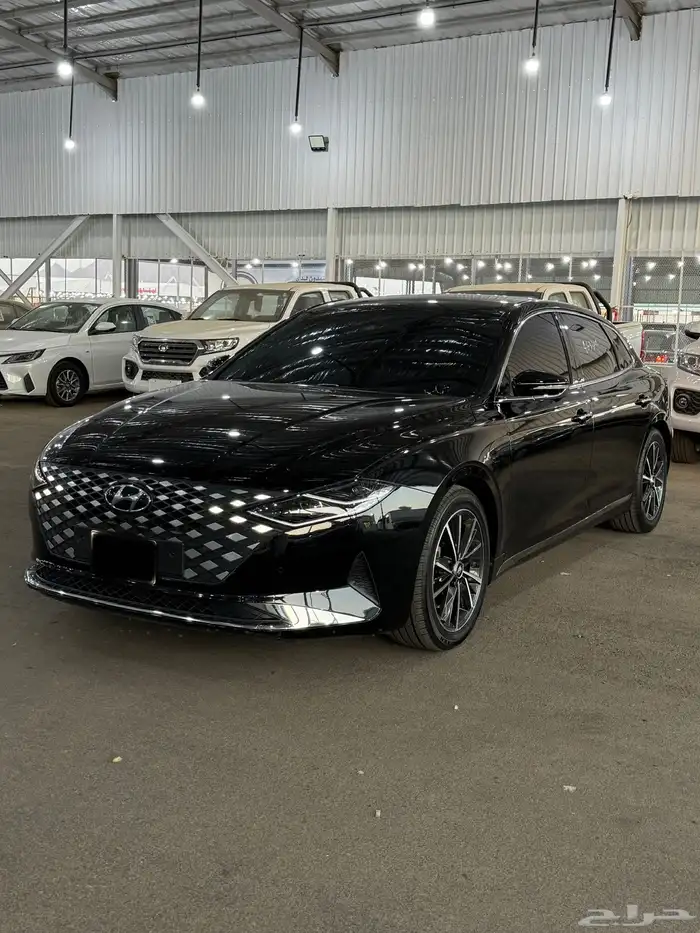 ازيرا 2022 بدي وكاله 6 سلندر 4