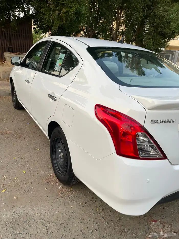 نيسان صني 2021 كلاسيك سعر البيع 26000 الف 16