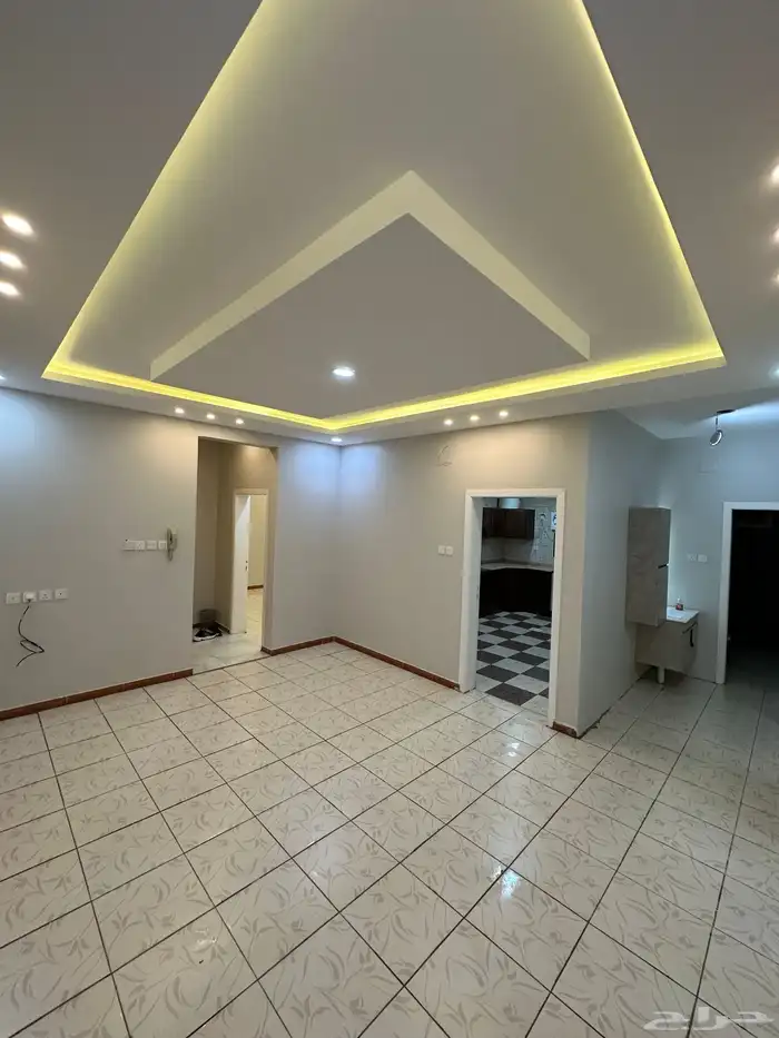 شقتين للإيجار السنوي ( بلاطة مودرن و شقة مؤثثة ) بأبها 7