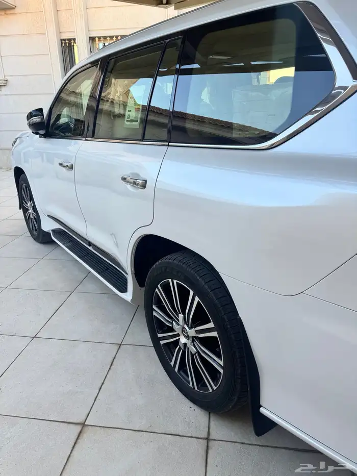 الكزس 2020 سعودى فل كامل 19