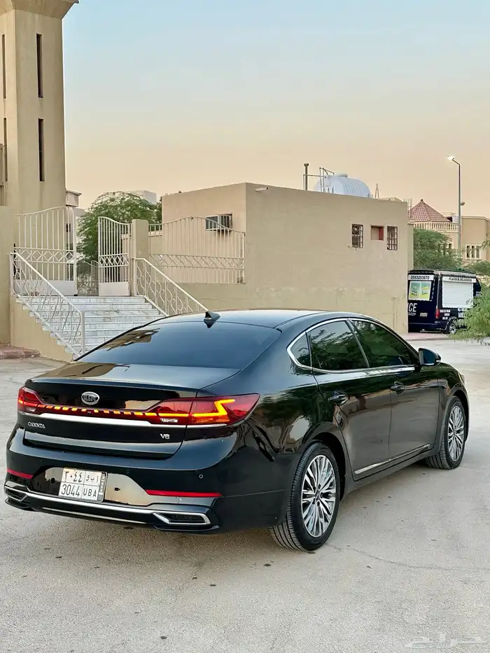 كيا كادينزا 2020 8