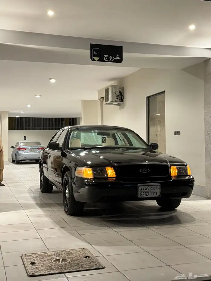 فورد فكتوريا بوليسي 2009 32