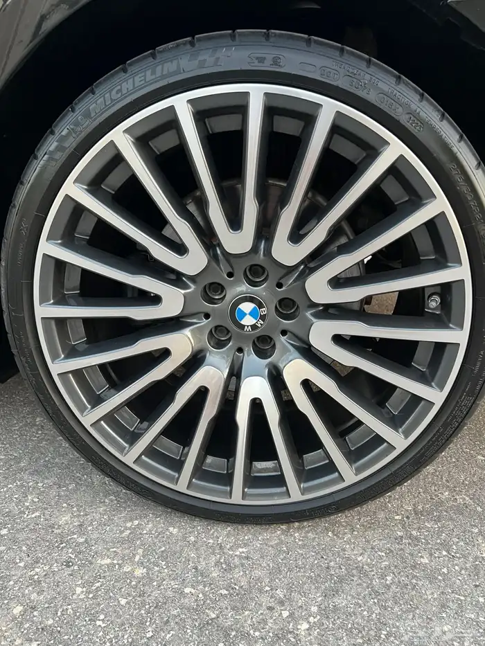 بي ام دبليو 750 LI ممشى قليل 2016 شبه جديد 9