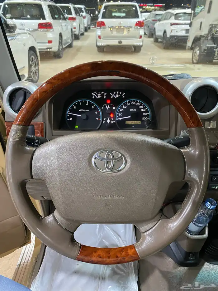 للبيع شاص 2014 سلق فل كامل ونش دفلك بريمي عداد 143 الف 14