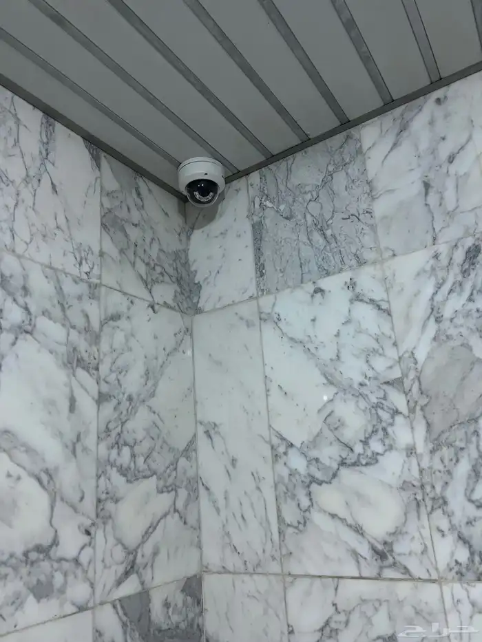 كاميرات مراقبه 1