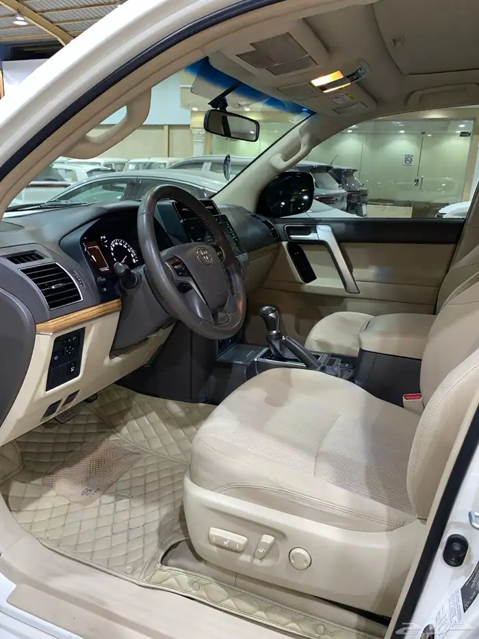 للبيع برادو 2021 فئة VX فل كامل 6 سلندر عبداللطيف عداد 111 13